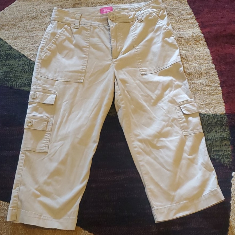 Size 4 capris